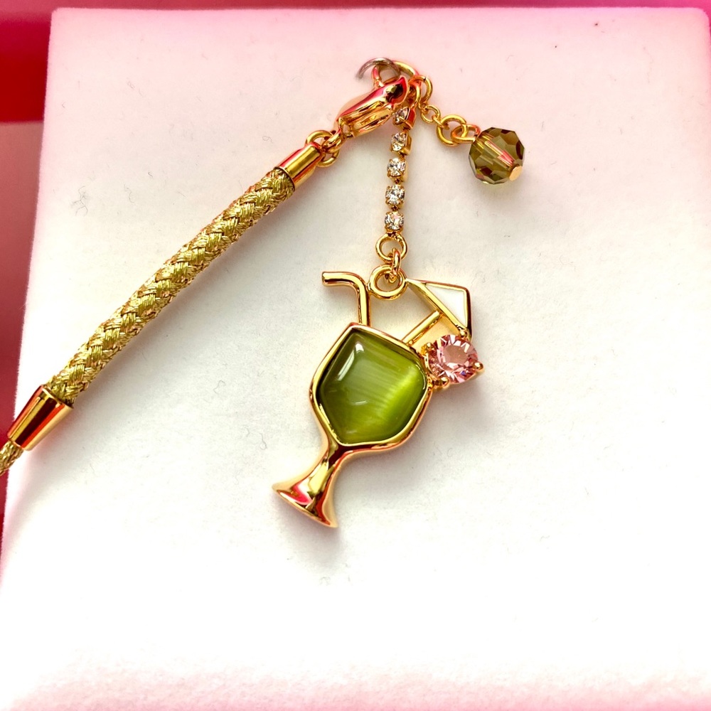 Fifth Avenue Collection Phone or Purse Charm